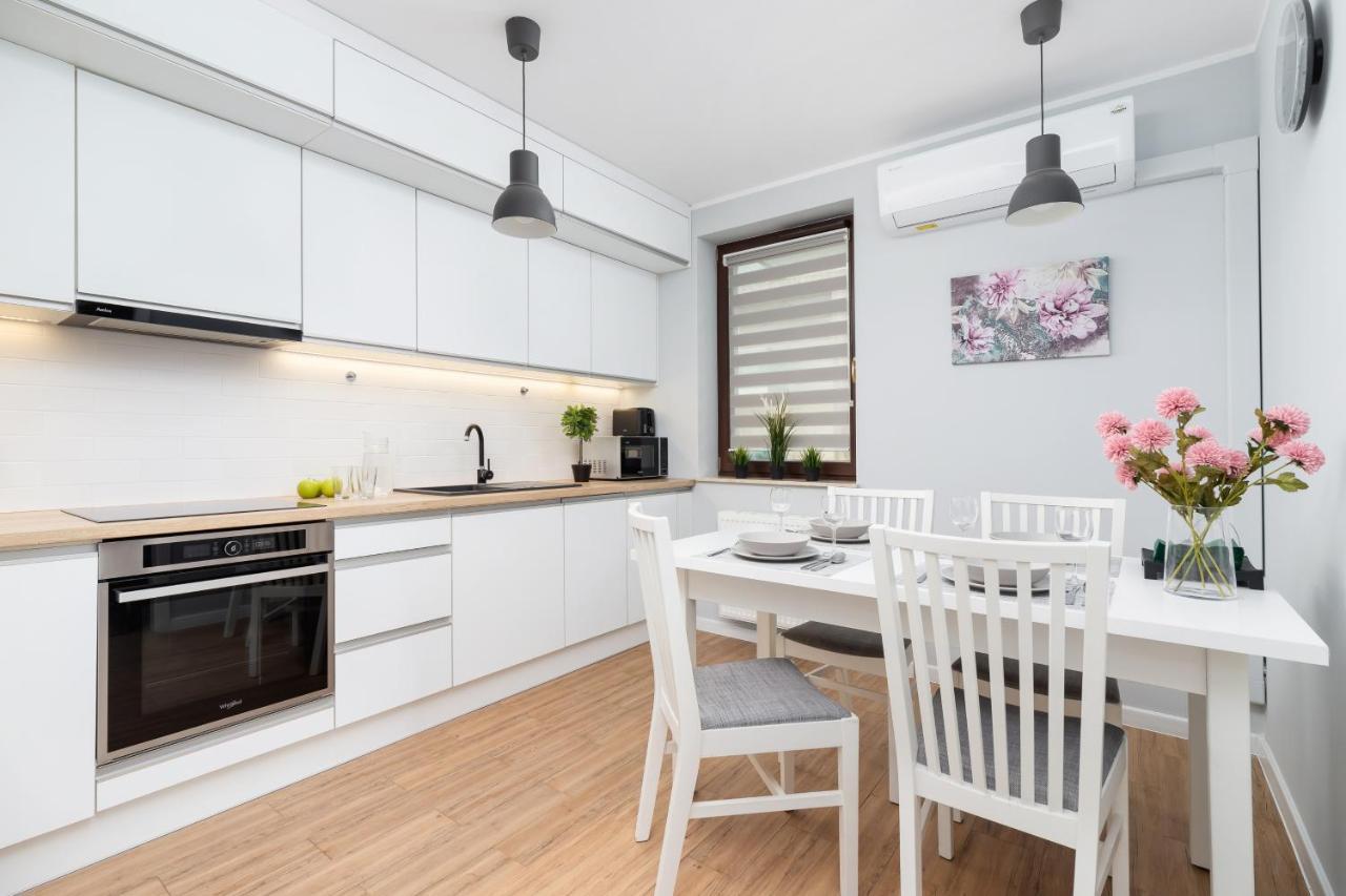 Apartments Cystersow Cracow By Noclegi Renters Krakow Ngoại thất bức ảnh