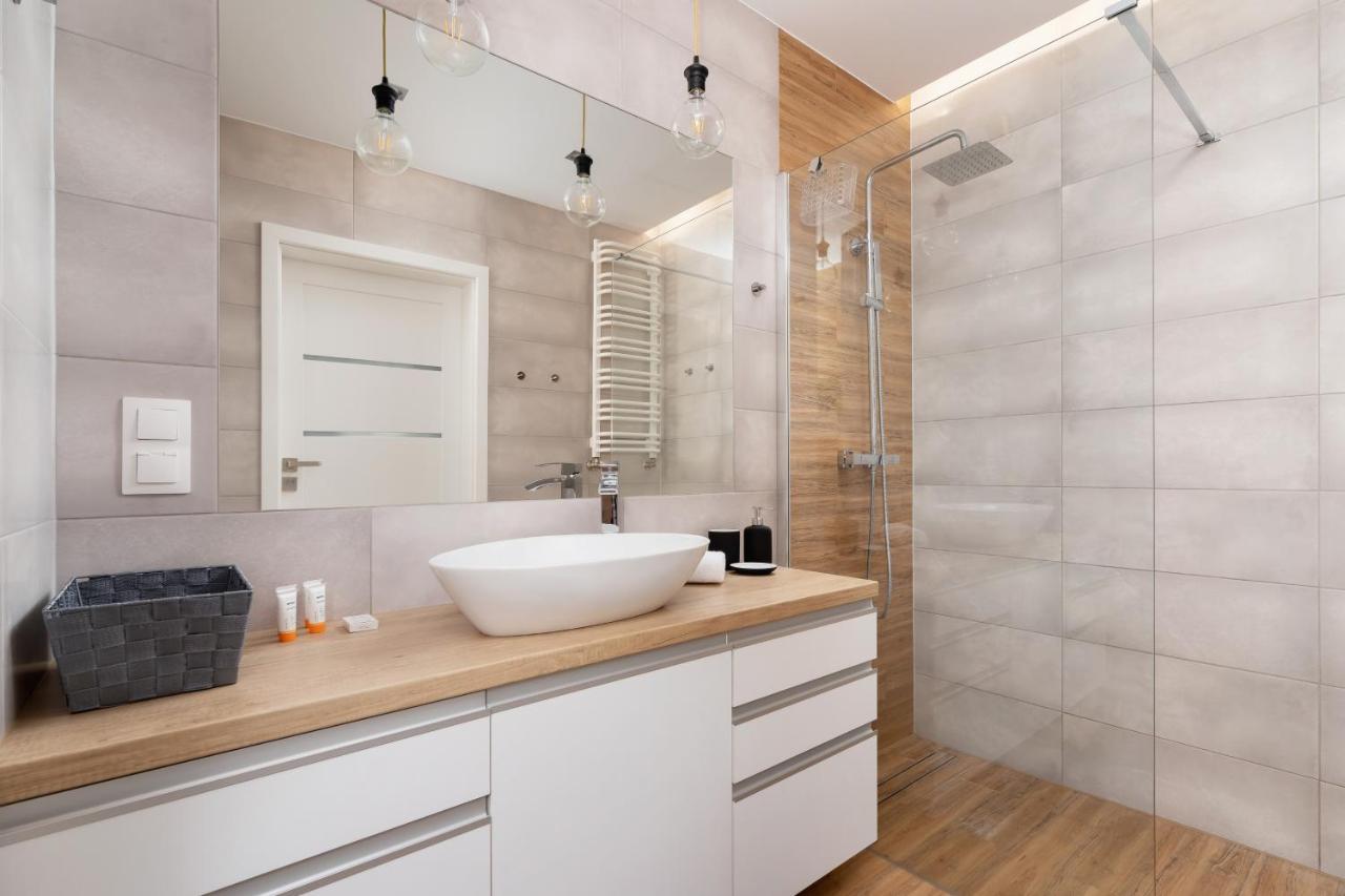 Apartments Cystersow Cracow By Noclegi Renters Krakow Ngoại thất bức ảnh